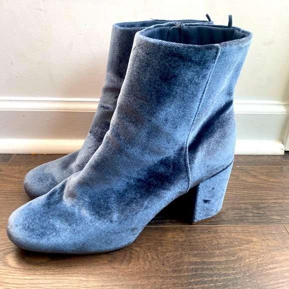 Old Navy Blue Ankle Boots size 10 - Picture 1 of 2